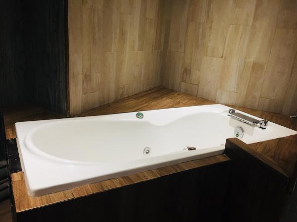 Hotel California : photo 3 de la chambre suite junior