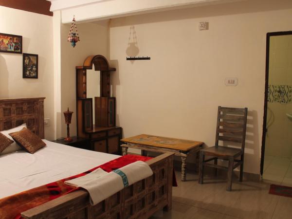 Kesar Heritage Boutique Home Stay : photo 4 de la chambre chambre double avec balcon