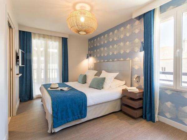 Résidence Pierre & Vacances Premium Presqu'Ile de la Touques : photo 4 de la chambre appartement 3 chambres avec terrasse ou balcon (8 personnes) - bâtiments de la capitainerie