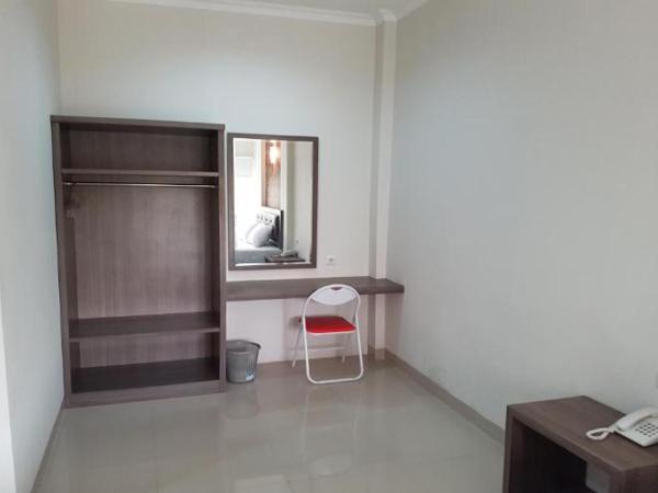 Ethan Hotel Kelapa Gading : photo 2 de la chambre suite