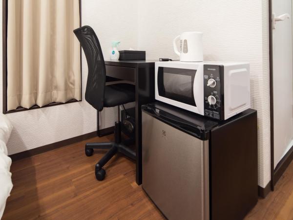 Ryokan Hostel Gion : photo 2 de la chambre chambre double avec salle de bains privative