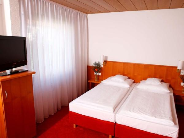 Hotel Stuttgart 21 : photo 4 de la chambre chambre double standard