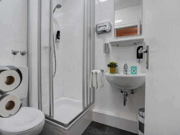 Hotel Atlanta : photo 7 de la chambre chambre triple