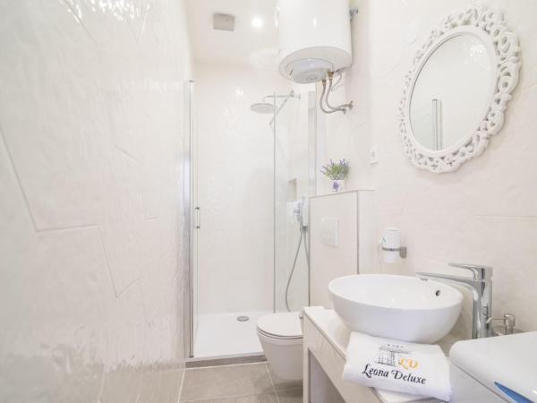 Leona Deluxe Apartments : photo 8 de la chambre appartement