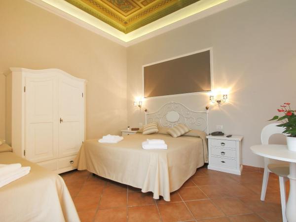 Hotel Ferrucci : photo 6 de la chambre chambre triple