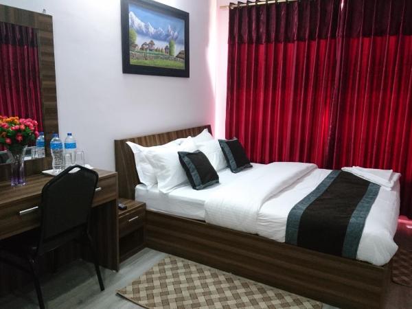 Three Brothers Apartment and Hotel : photo 3 de la chambre chambre lit queen-size deluxe