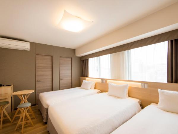 Karaksa Hotel Osaka Namba : photo 6 de la chambre chambre lits jumeaux avec lit d’appoint - 301