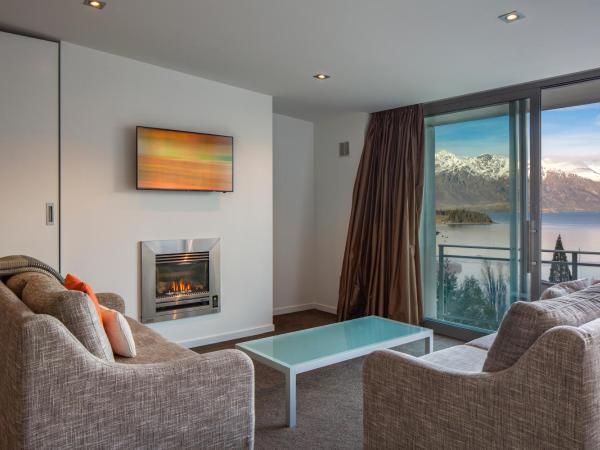 Highview Apartments : photo 8 de la chambre appartement 1 chambre - vue sur lac