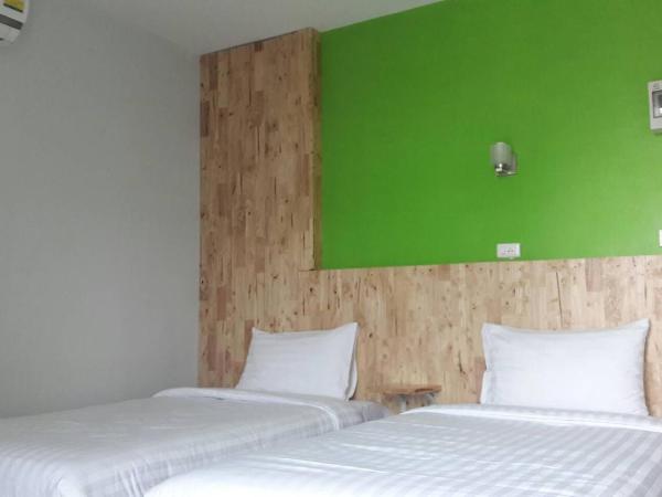 Graphic House @ Chiang Rai : photo 4 de la chambre chambre double ou lits jumeaux deluxe avec balcon