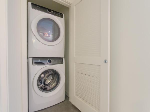 Modern Apartment Rentals : photo 4 de la chambre appartement deluxe