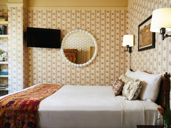 Petite Auberge : photo 2 de la chambre chambre lit queen-size 