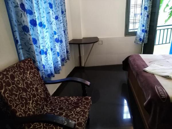 Bishnu Homestay : photo 4 de la chambre chambre simple deluxe avec balcon