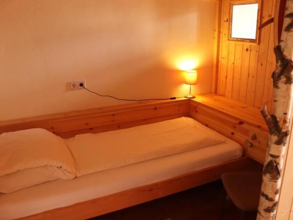 Spirit Lodge Leipzig : photo 3 de la chambre lit dans dortoir de 5 lits