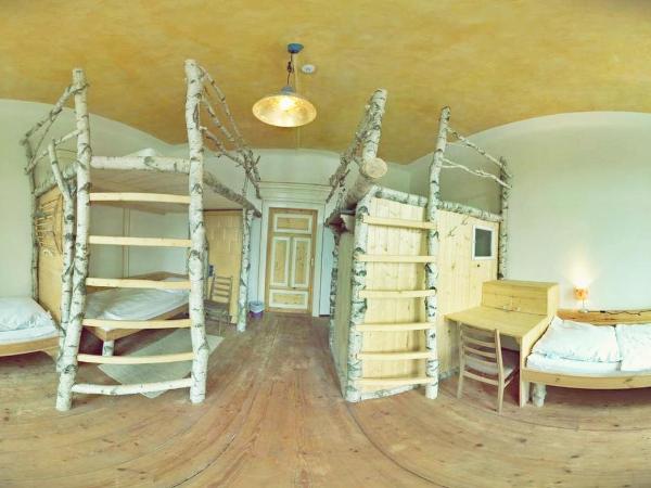 Spirit Lodge Leipzig : photo 1 de la chambre lit dans dortoir de 5 lits