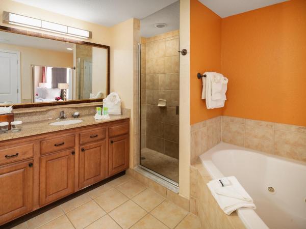 Floridays Orlando Two & Three Bed Rooms Condo Resort : photo 3 de la chambre suite 2 chambres avec canapé-lit