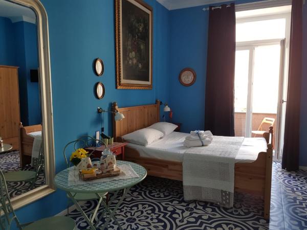B&B Villa Italia : photo 3 de la chambre chambre double avec salle de bains privative