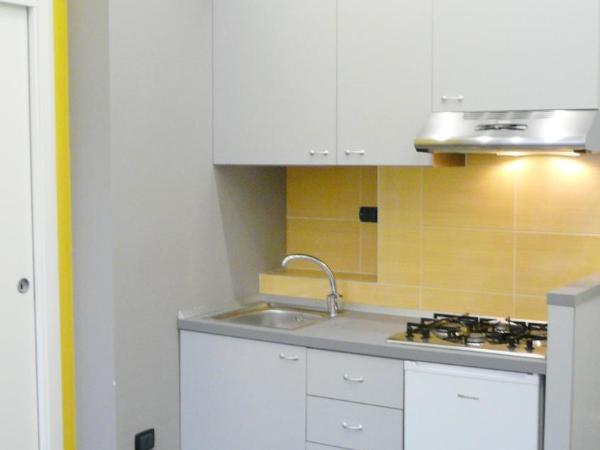 Centro Storico - Fermata MONTESANTO : photo 5 de la chambre suite familiale avec balcon