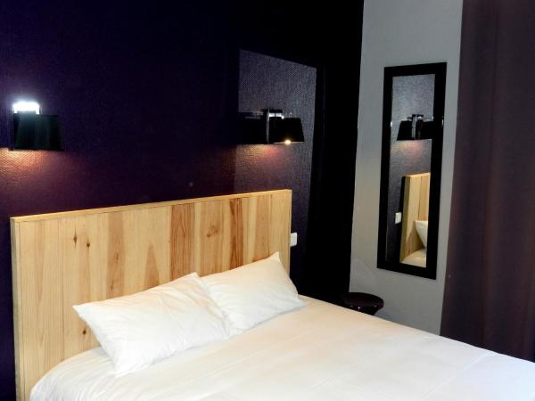 Hôtel La Paloma : photo 4 de la chambre chambre familiale