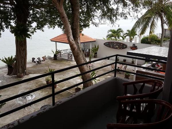 BoraBora Beach Guesthouse Penang : photo 4 de la chambre chambre standard lit queen-size