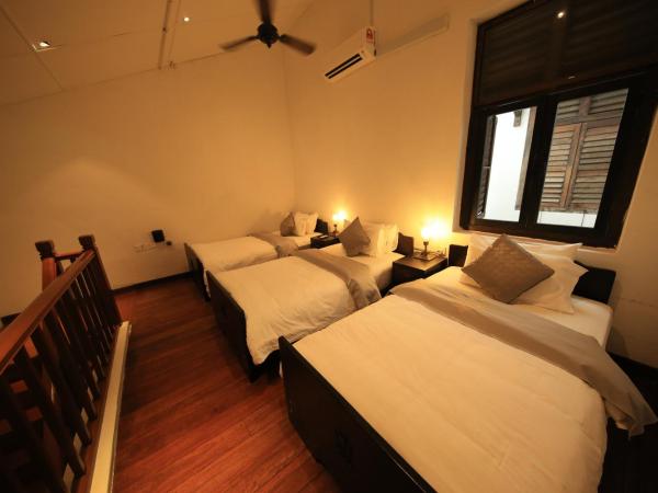 Museum Hotel : photo 1 de la chambre chambre triple