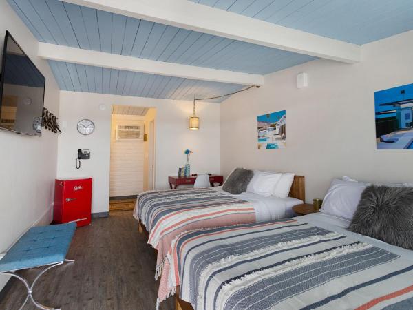 Hotel McCoy - Art, Coffee, Beer, Wine : photo 1 de la chambre chambre avec 2 grands lits queen-size 