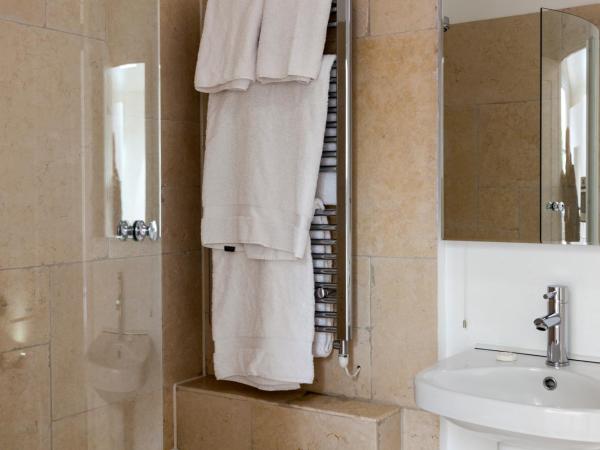 Ethos Hotel : photo 3 de la chambre chambre lit king-size standard