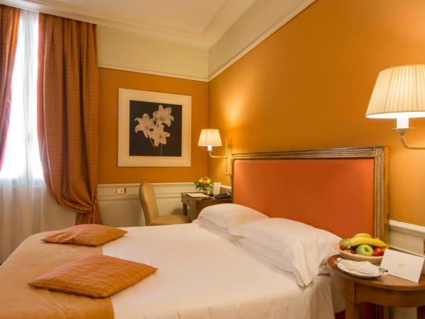 Hotel Corona d'Oro : photo 8 de la chambre chambre double
