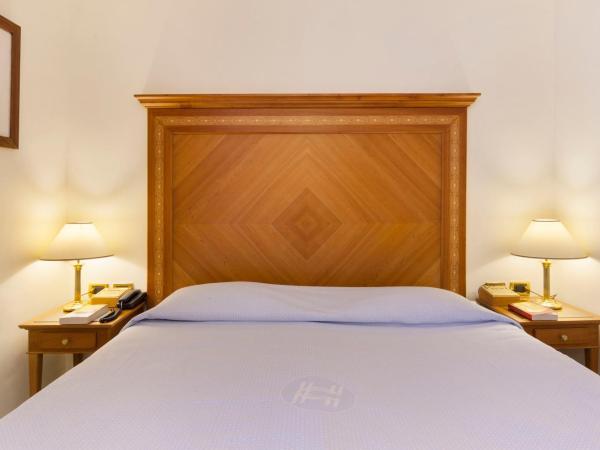 Hotel Continental : photo 3 de la chambre chambre double ou lits jumeaux