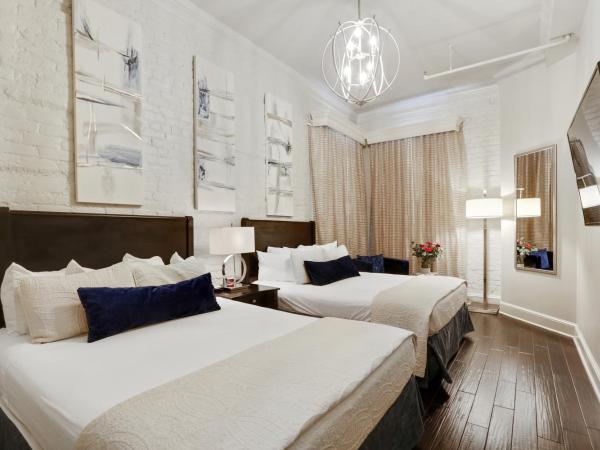 La Galerie French Quarter Hotel : photo 3 de la chambre hébergement standard avec 2 lits queen-size