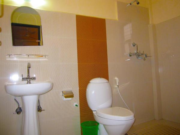 Hotel Orchid : photo 4 de la chambre chambre double ou lits jumeaux deluxe avec balcon