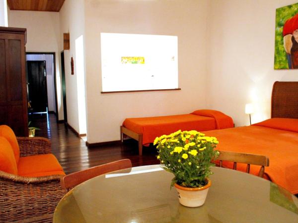 Studio do Carmo Galeria de Artes e Pousada : photo 4 de la chambre suite triple
