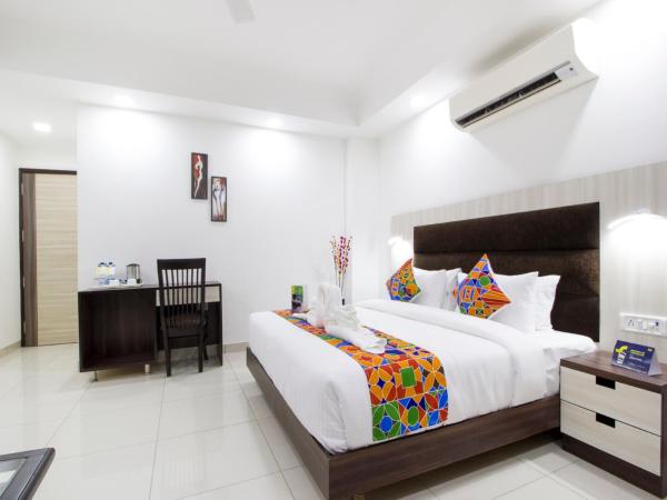 Green Lotus Residency Dwarka : photo 3 de la chambre suite