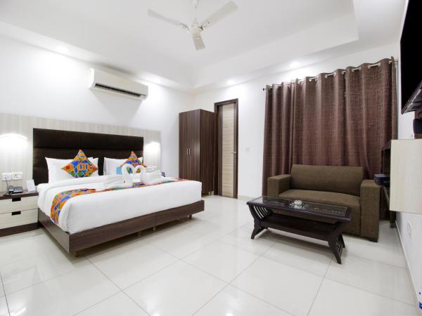 Green Lotus Residency Dwarka : photo 1 de la chambre suite