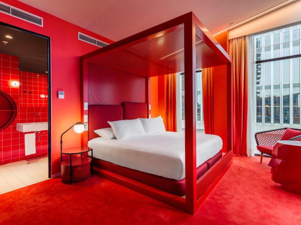 Room Mate Bruno : photo 3 de la chambre suite