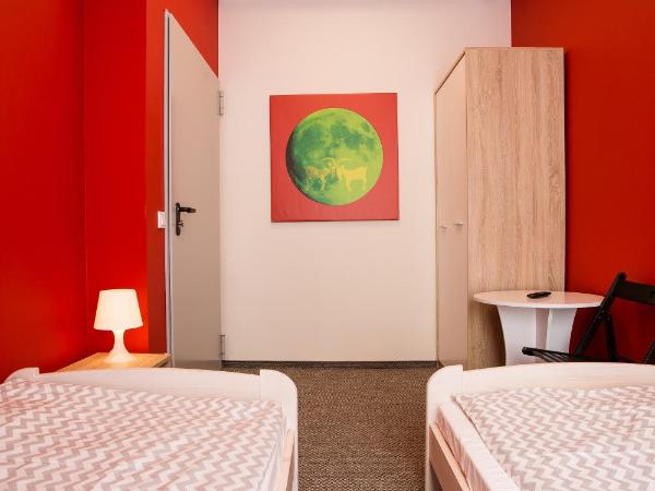 Moon Hostel Poznań : photo 5 de la chambre chambre lits jumeaux