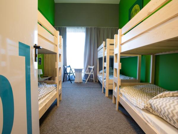 Moon Hostel Poznań : photo 9 de la chambre chambre quadruple