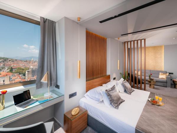 Royal Suites-Sky : photo 10 de la chambre studio - vue sur mer