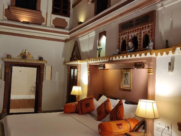 Shahi Guest House : photo 2 de la chambre suite héritage