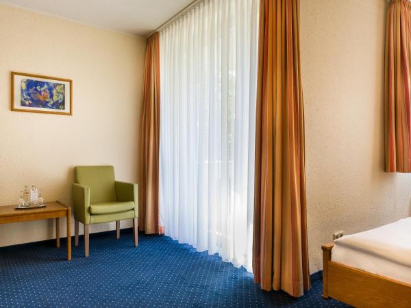 acora Bonn Living the City : photo 3 de la chambre chambre double ou lits jumeaux