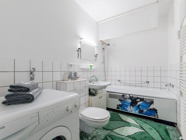 Apartments or Rooms near Exhibition Center : photo 3 de la chambre studio