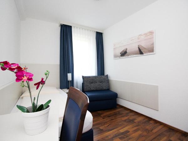 Hotel Olympia : photo 6 de la chambre chambre simple confort avec douche