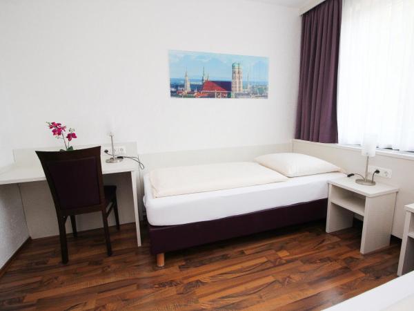 Hotel Olympia : photo 3 de la chambre chambre simple confort avec douche