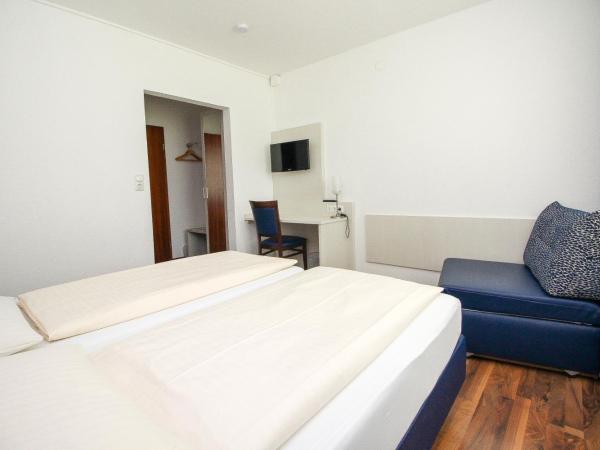 Hotel Olympia : photo 4 de la chambre chambre double confort avec douche