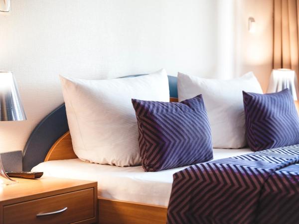 Hotel Ambiente Berlin City : photo 7 de la chambre chambre quadruple