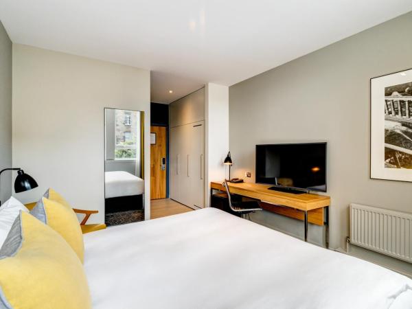 Apex Grassmarket Hotel : photo 2 de la chambre chambre double ville 