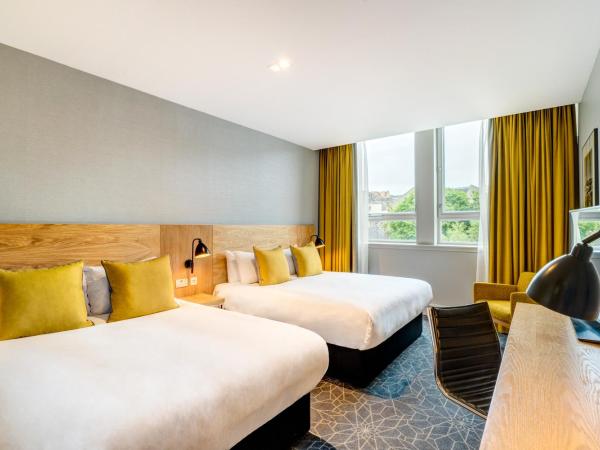 Apex Grassmarket Hotel : photo 4 de la chambre chambre lits jumeaux ville