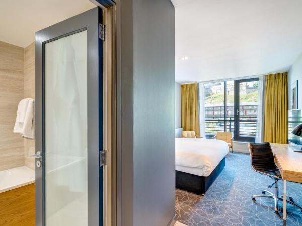 Apex Grassmarket Hotel : photo 6 de la chambre chambre deluxe avec balcon - vue sur château