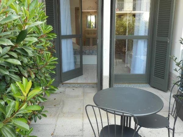 Borgo Antico Rooms Self Check-in : photo 6 de la chambre chambre triple avec terrasse