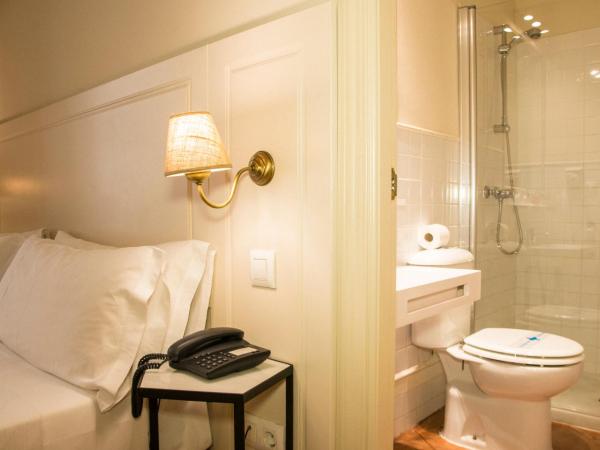 Hostal Callejon del Agua : photo 8 de la chambre chambre deluxe double ou lits jumeaux