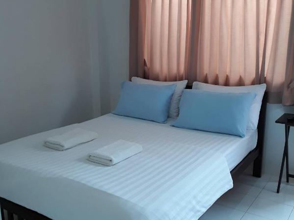 D Heart Homestay : photo 9 de la chambre chambre standard lit queen-size